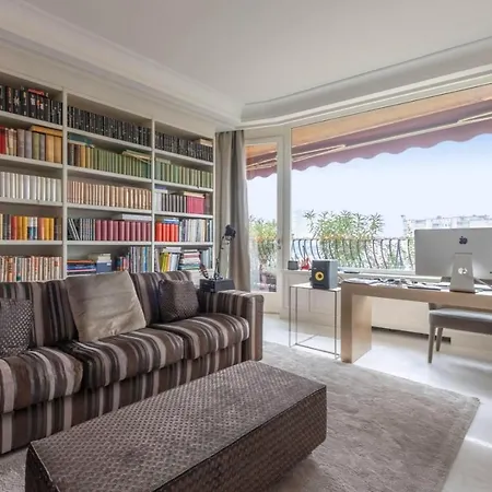 Holiday home Incomparable Penthouse Huge Terrace Milan